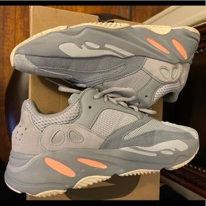 Yeezy 700